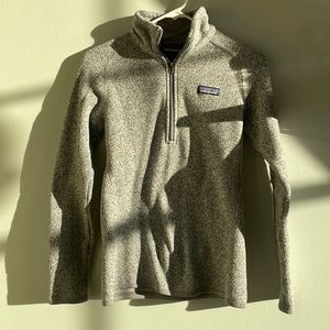 Gray Knit Patagonia Pullover - Size XS